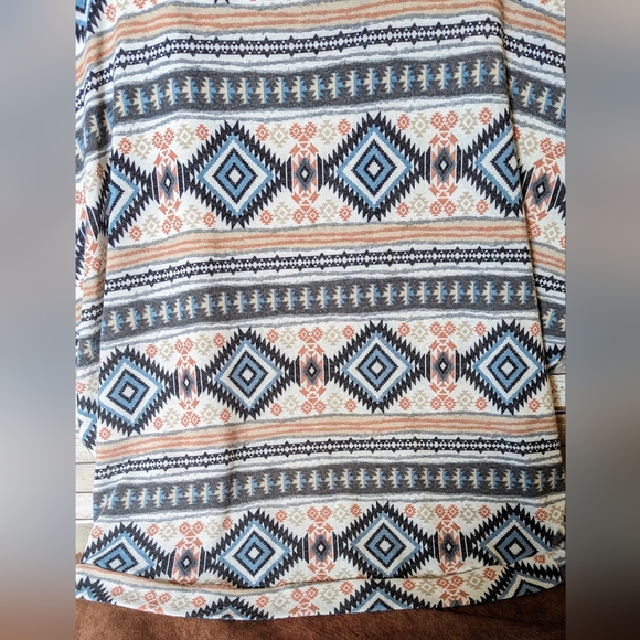 Twenty Second Aztec Short Sleeve Drop Shoulder Cardigan - Picture 16 of 16